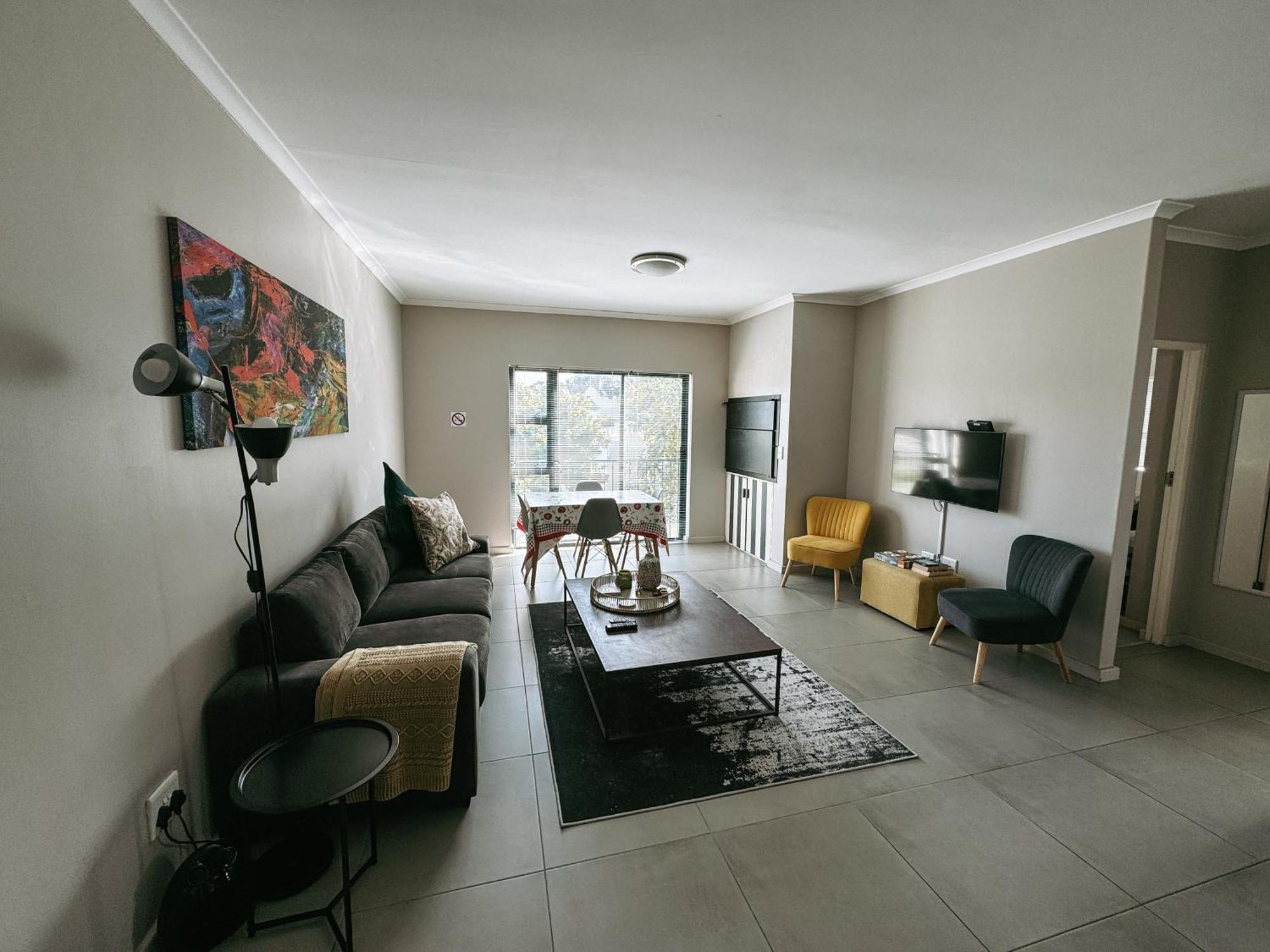 Appartamento Nemesia Court Durbanville Esterno foto