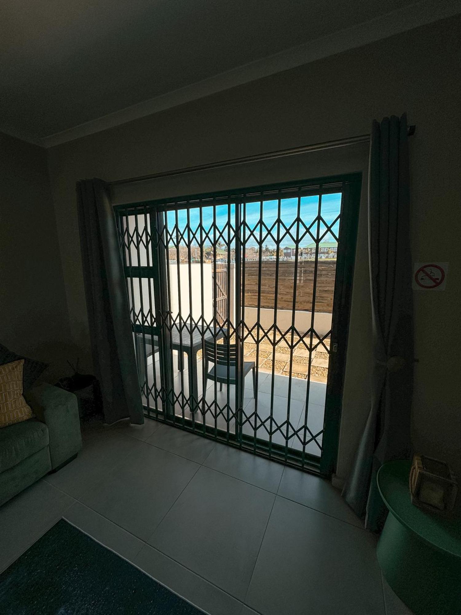 Appartamento Nemesia Court Durbanville Esterno foto