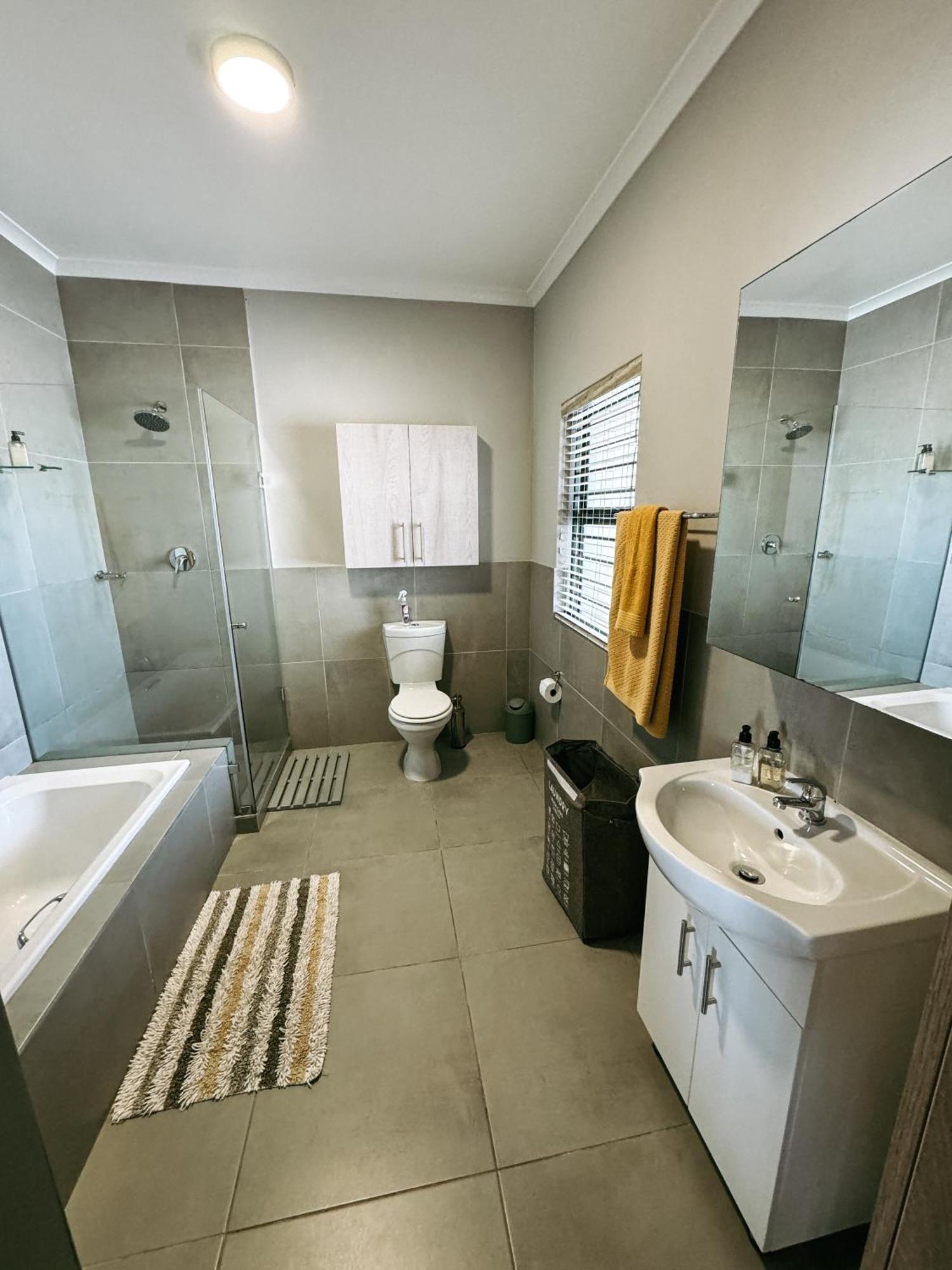 Appartamento Nemesia Court Durbanville Esterno foto